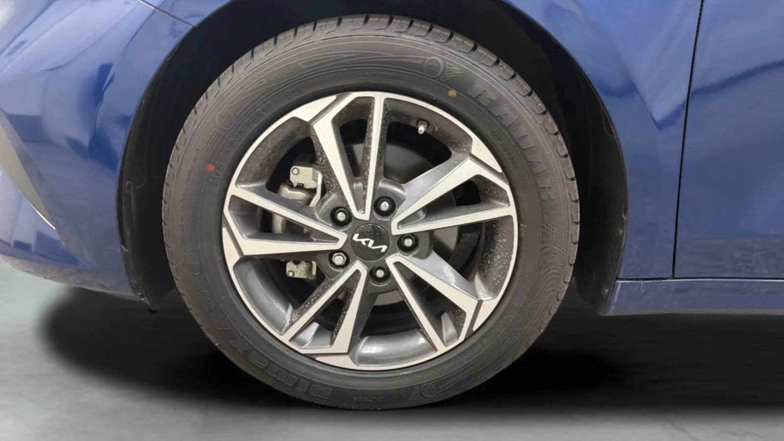 Used 2024 Kia Forte LXS w/ LXS Technology Package FWD image 28