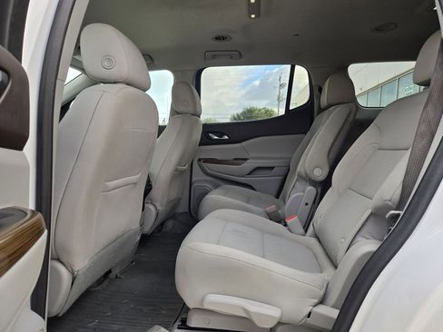 Certified 2021 GMC Acadia SLE w/ Driver Convenience Package image 14