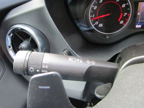 Used 2022 Chevrolet Camaro LT w/ RS Package image 29