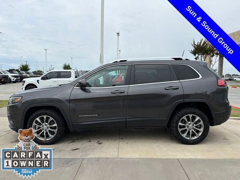 Used 2021 Jeep Cherokee Latitude Lux w/ Sun & Sound Group FWD image 10