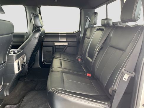 Used 2020 Ford F150 Lariat image 24