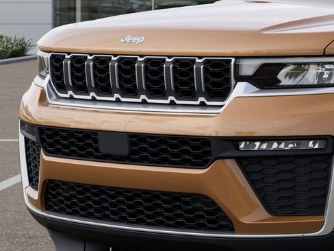 New 2026 Jeep Grand Cherokee L Limited AWD/4WD image 11