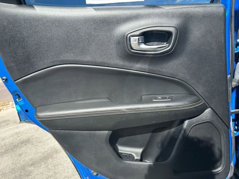 Used 2019 Jeep Compass Latitude w/ Popular Equipment Group image 28