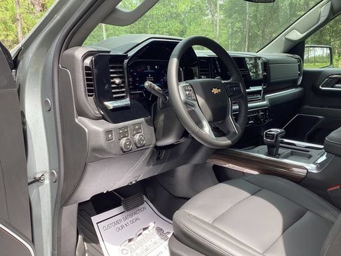 New 2026 Chevrolet Silverado 1500 LT AWD/4WD image 12