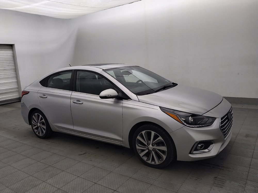 Used 2020 Hyundai Accent Limited FWD image 11