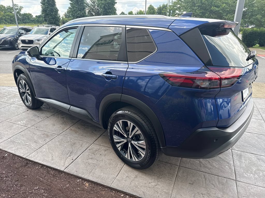 Used 2022 Nissan Rogue SV w/ SV Premium Package FWD image 7