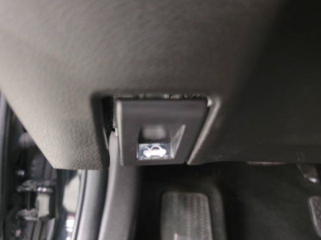 Used 2015 Acura TLX w/ Technology Package FWD image 16