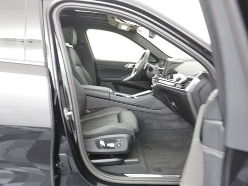 Used 2026 BMW X6 M60i AWD/4WD image 17