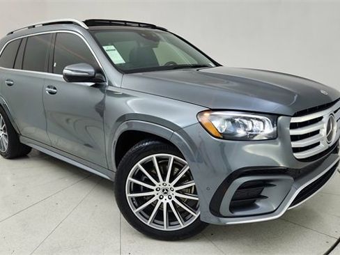 Used 2025 Mercedes-Benz GLS 450 GLS 450 image 1
