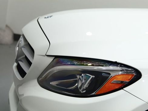 Used 2017 Mercedes-Benz C 300 4MATIC Sedan image 16