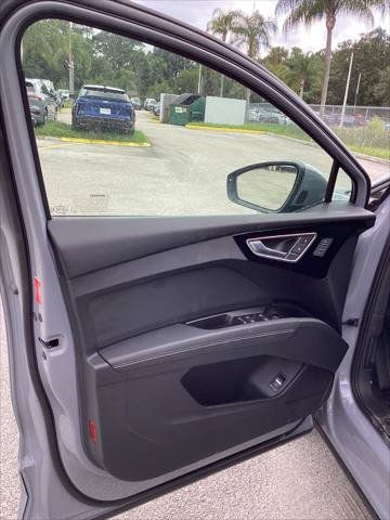 Used 2023 Audi Q4 e-tron Premium Plus w/ Premium Plus RWD image 19