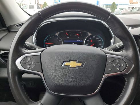 Used 2020 Chevrolet Traverse LT image 23