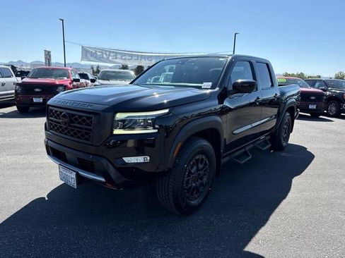Used 2022 Nissan Frontier PRO-4X w/ Pro-4X Premium Package AWD/4WD image 2