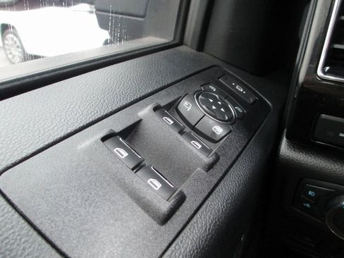 Used 2021 Ford F250 Lariat w/ Lariat Ultimate Package image 28