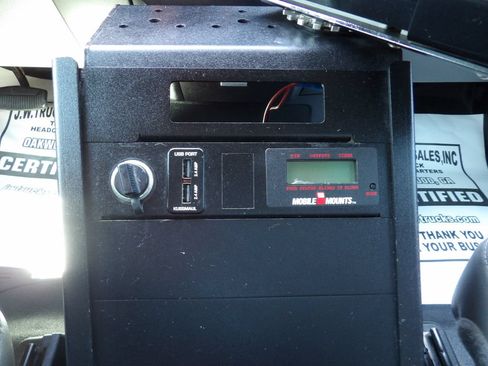 Used 2018 Ford F250 XL w/ Power Equipment Group RWD image 24