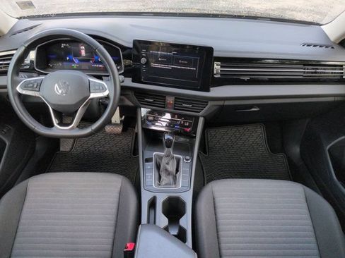 Used 2025 Volkswagen Jetta S FWD image 13