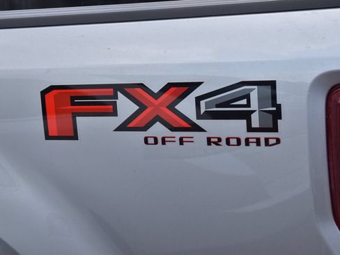 Used 2020 Ford F250 Lariat w/ Lariat Ultimate Package AWD/4WD image 14