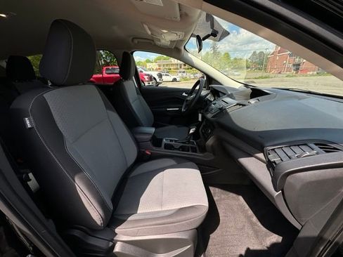 Used 2018 Ford Escape SE FWD image 5