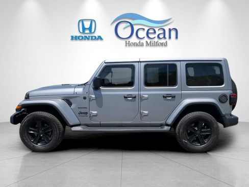 Used 2021 Jeep Wrangler Unlimited Sahara w/ Uconnect 4C Nav & Sound Group AWD/4WD image 6