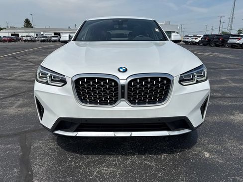 Used 2024 BMW X4 xDrive30i AWD/4WD image 4