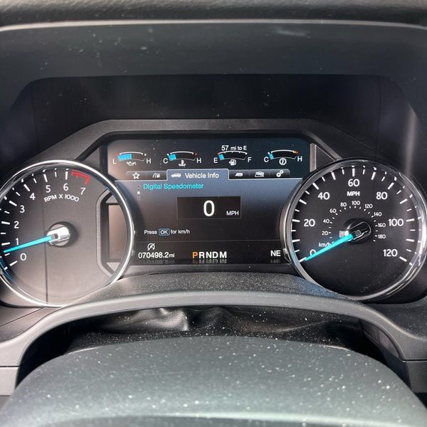 Used 2018 Ford Expedition Limited w/ Equipment Group 301A RWD image 16