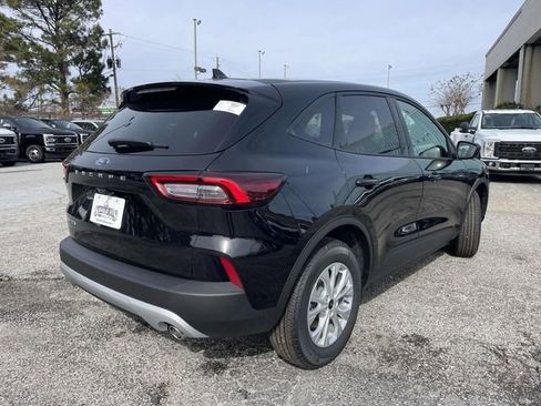 New 2026 Ford Escape Active image 3
