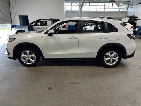 Used 2023 Honda HR-V LX image 6