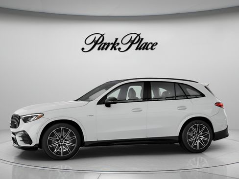 Used 2026 Mercedes-Benz GLC 43 AMG 4MATIC image 4