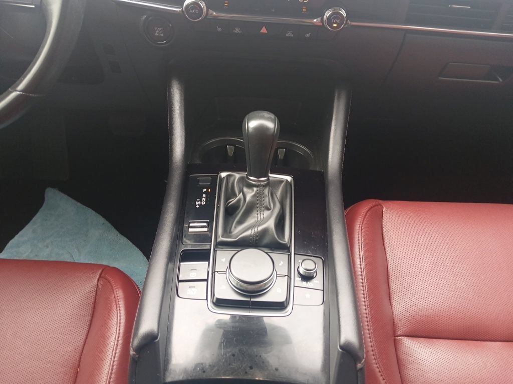 Used 2023 MAZDA MAZDA3 s FWD image 11