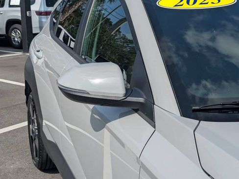 Used 2025 Hyundai Kona SEL FWD image 11