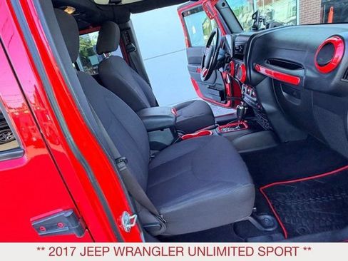 Used 2017 Jeep Wrangler Unlimited Sport w/ Quick Order Package 24S AWD/4WD image 22