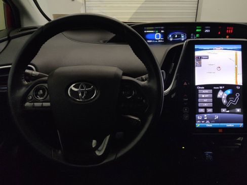 Used 2019 Toyota Prius Limited w/ Premium Convenience Package FWD image 22