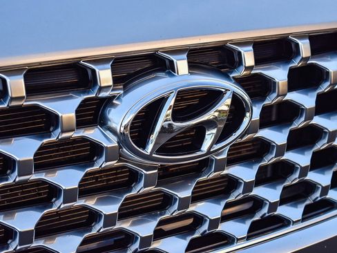 Used 2022 Hyundai Santa Fe SEL image 9