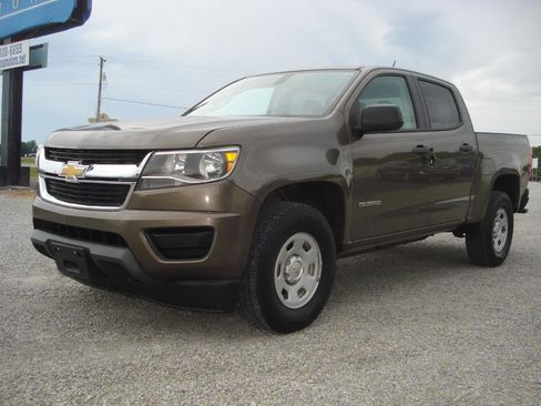 Used 2016 Chevrolet Colorado W/T w/ WT Convenience Package AWD/4WD image 4