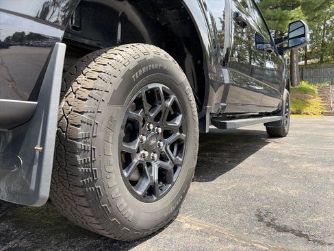Used 2024 Ford F150 XLT w/ Equipment Group 302A MID AWD/4WD image 7
