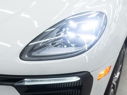Used 2024 Porsche Macan S AWD/4WD image 49