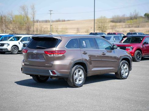 Used 2019 Toyota Highlander Limited image 5