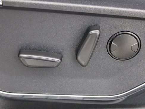 Used 2024 Ford F350 Lariat w/ Sport Appearance Package image 23