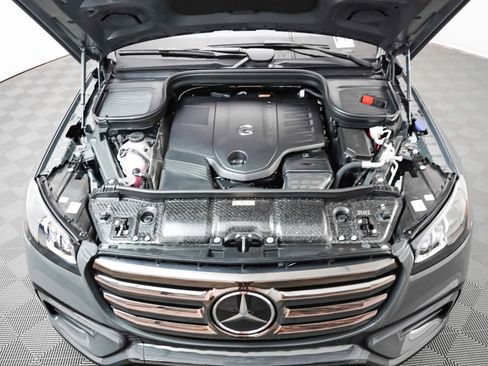 New 2026 Mercedes-Benz GLS 450 4MATIC image 4