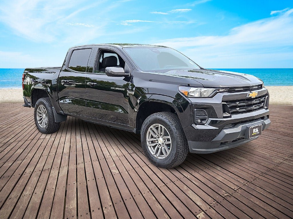 Certified 2023 Chevrolet Colorado LT w/ LT Convenience Package AWD/4WD image 3