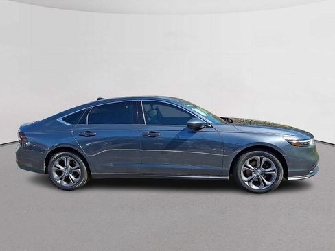 Certified 2023 Honda Accord EX image 12