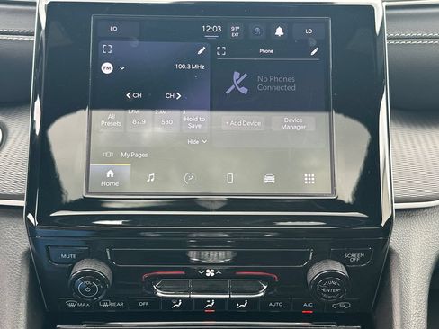 Used 2024 Jeep Grand Cherokee L Laredo RWD image 30