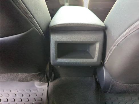 Used 2024 Toyota Camry SE FWD image 20