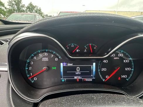 Used 2018 Chevrolet Impala Premier FWD image 12
