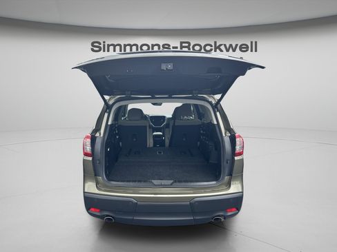 Used 2025 Subaru Ascent Premium AWD/4WD image 8