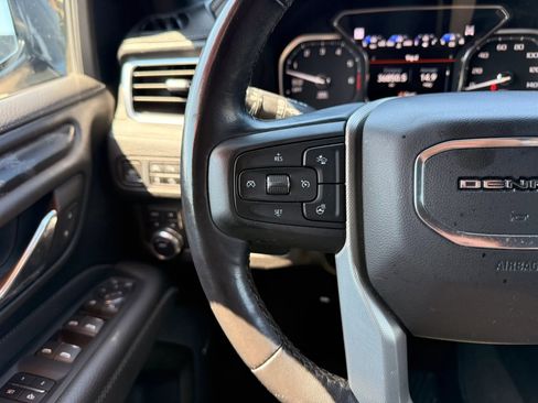 Used 2021 GMC Yukon Denali AWD/4WD image 17