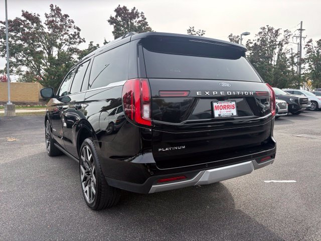 Used 2026 Ford Expedition Platinum w/ Platinum Ultimate Package AWD/4WD image 3