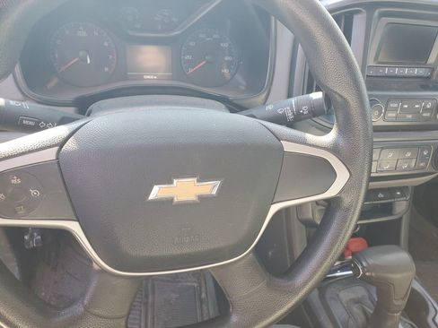 Used 2015 Chevrolet Colorado W/T w/ WT Convenience Package image 11