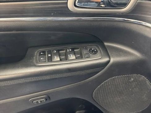Used 2020 Jeep Grand Cherokee Limited w/ Luxury Group II AWD/4WD image 8