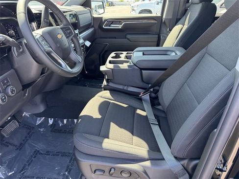 New 2025 Chevrolet Silverado 1500 LT w/ Convenience Package II image 13